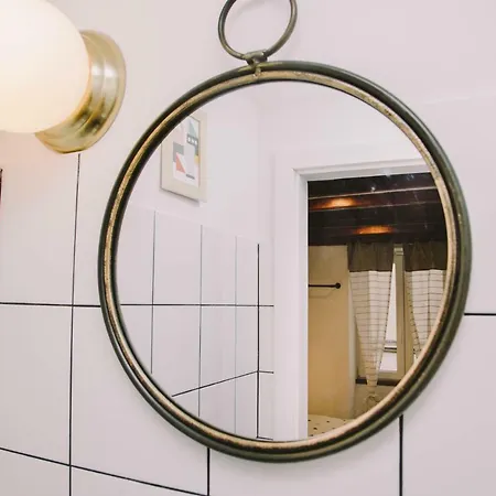 公寓 5 Minutes Walk Art