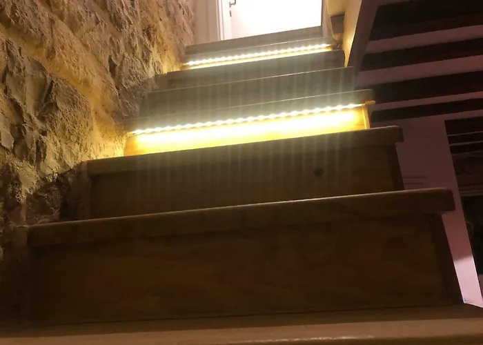 아파트 5 Minutes Walk Art *