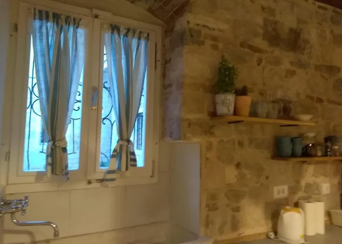 아파트 5 Minutes Walk Art *